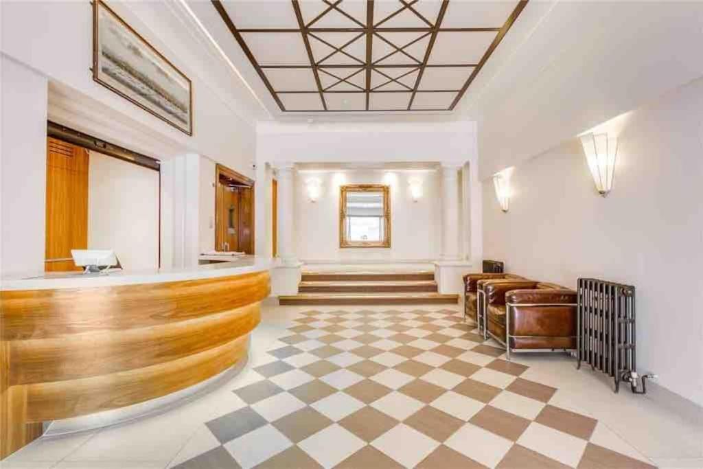 King-Sized Studio, 6Th Floor + Lift, Regent'S Park Лондон Экстерьер фото