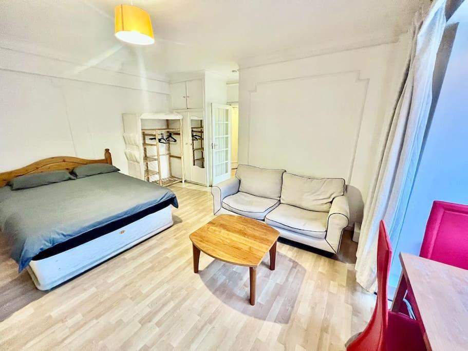 King-Sized Studio, 6Th Floor + Lift, Regent'S Park Лондон Экстерьер фото